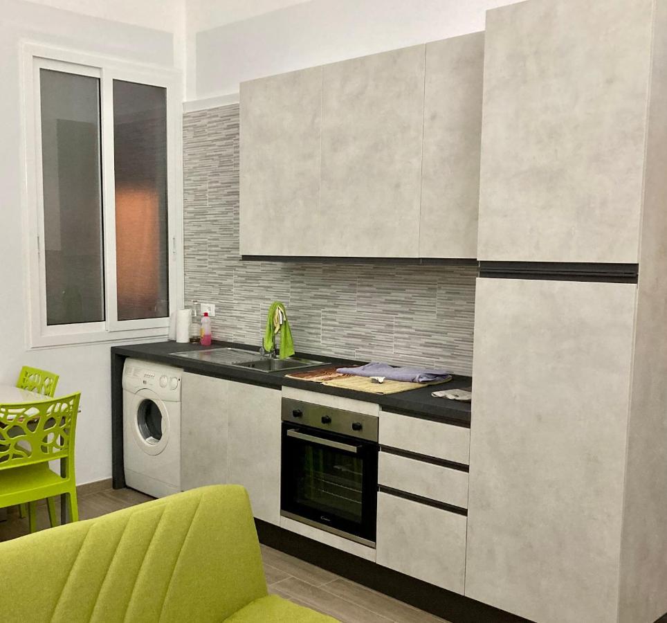 Casa Semplice Apartment ตารันโต ภายนอก รูปภาพ